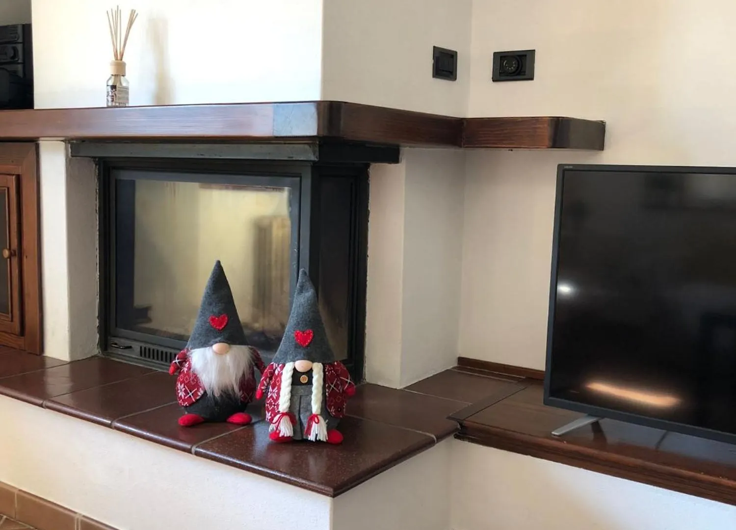 Acero Rosso Apartment Malonno Italy